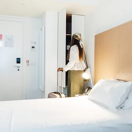 Centro Chiado 4* 리스본
