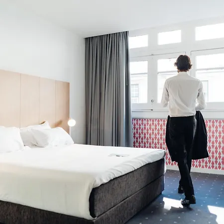 Hotel Centro Chiado 4*