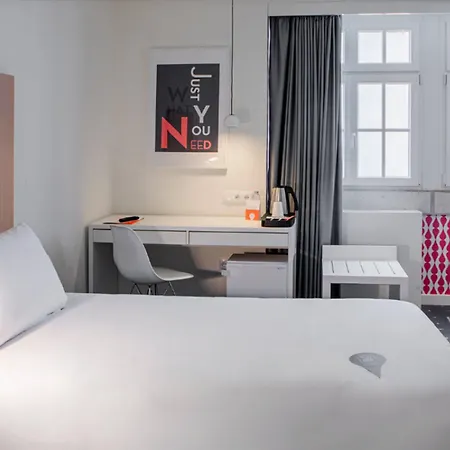 Hotel Centro Chiado 4*