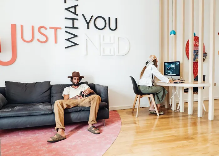 Centro Chiado 4* ליסבון