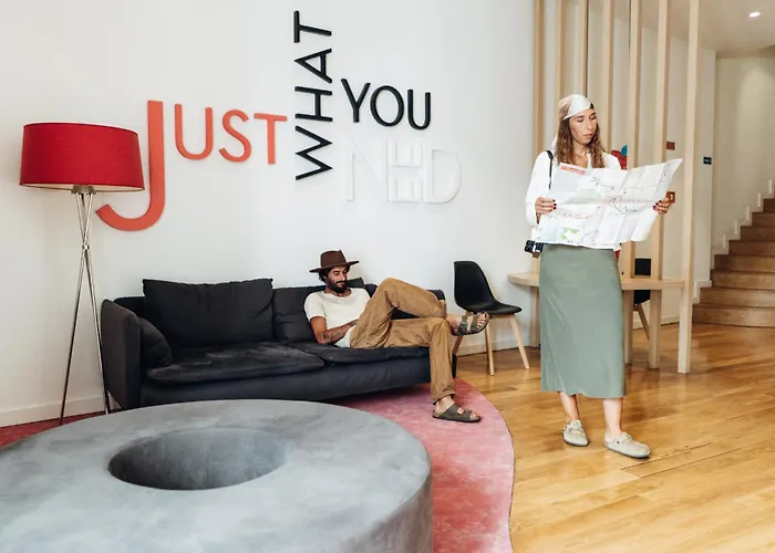 Centro Chiado מלון