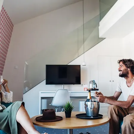 Centro Chiado Hotel 4*