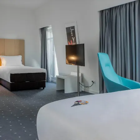 Hotel Centro Chiado 4*