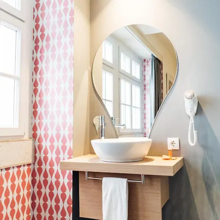 Hotel Centro Chiado 4*