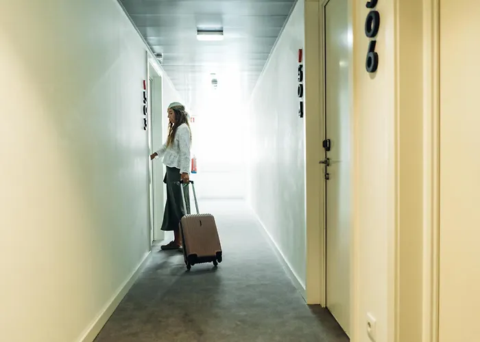 Отель Centro Chiado 4*