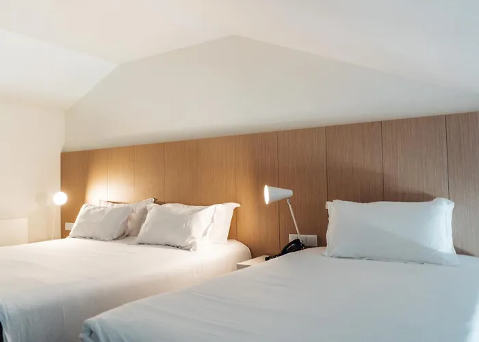 Centro Chiado 4* Лиссабон